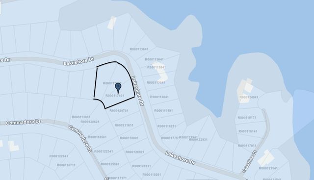 477 Lakeshore Drive, Hemphill, TX 75948