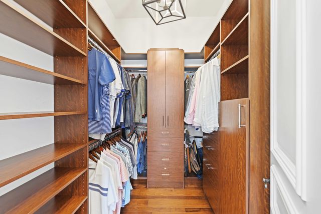 800 NE 4th Street, Boca Raton, FL 33432