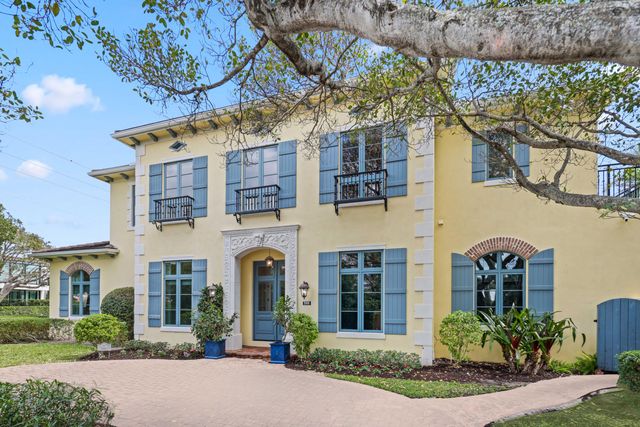 800 NE 4th Street, Boca Raton, FL 33432