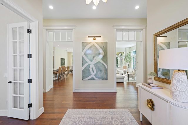 800 NE 4th Street, Boca Raton, FL 33432