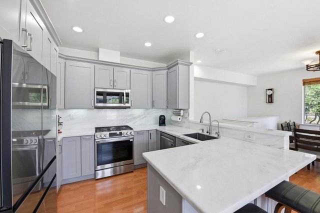 5 Pond Court, Milpitas, CA 95035