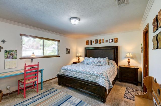 3250 W Fremont Avenue, Fresno, CA 93711