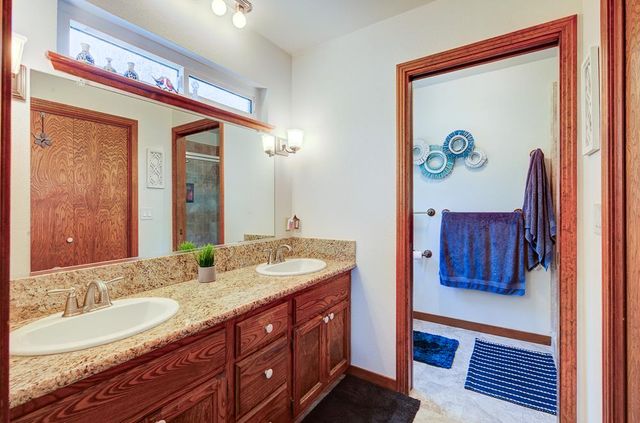 3250 W Fremont Avenue, Fresno, CA 93711