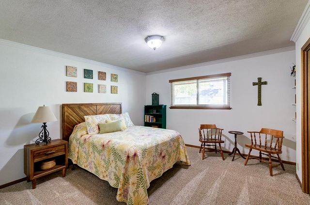 3250 W Fremont Avenue, Fresno, CA 93711