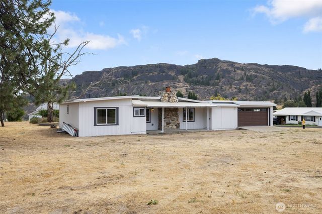 77 Diamond Avenue, Electric City, WA 99123