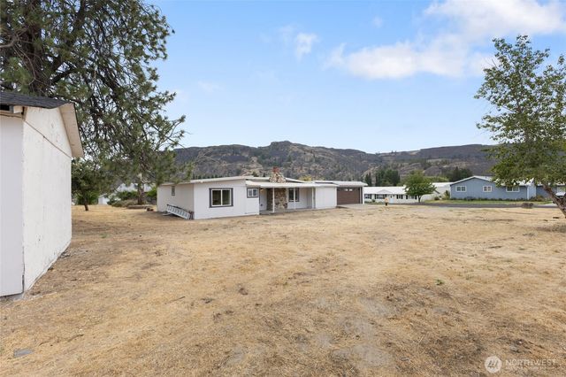 77 Diamond Avenue, Electric City, WA 99123