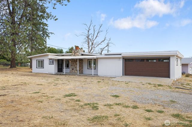 77 Diamond Avenue, Electric City, WA 99123