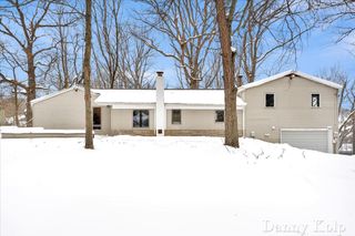 2687 Dunnigan Avenue NE, Grand Rapids, MI 49525