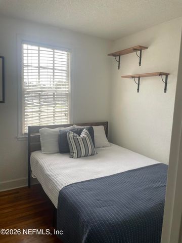 319 1ST Avenue N 1-A, Jacksonville Beach, FL 32250