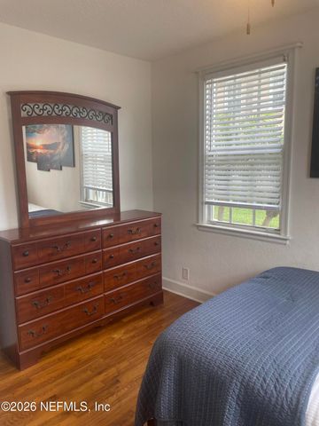 319 1ST Avenue N 1-A, Jacksonville Beach, FL 32250