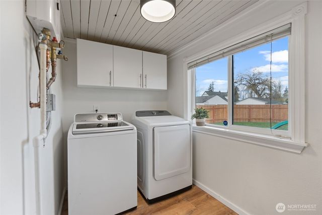 813 E 50th Street, Tacoma, WA 98404