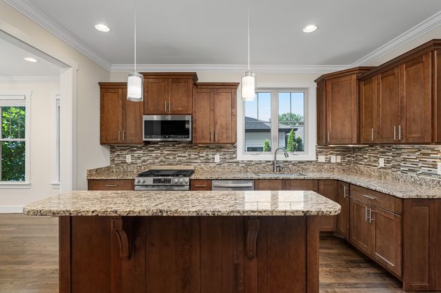 2822 W Kirkwood Ave, Nashville, TN 37204