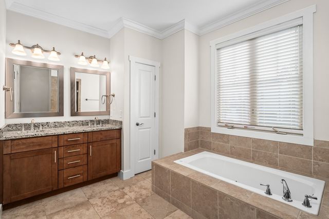 2822 W Kirkwood Ave, Nashville, TN 37204