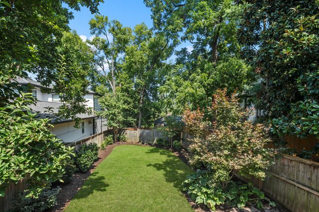 2822 W Kirkwood Ave, Nashville, TN 37204