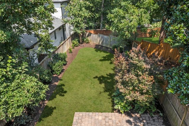 2822 W Kirkwood Ave, Nashville, TN 37204