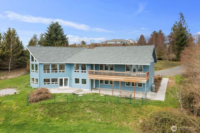 211 Basswood Drive, Silverlake, WA 98645