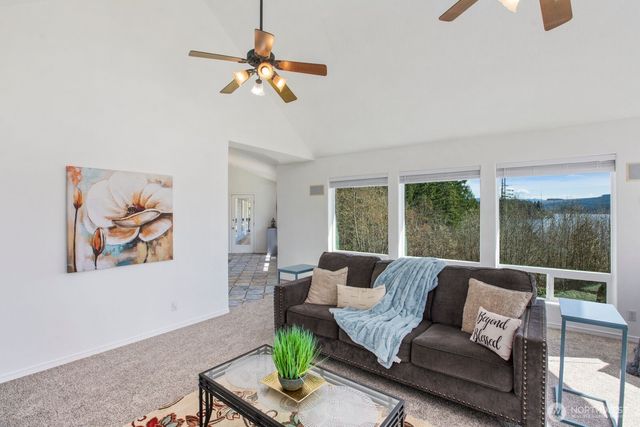 211 Basswood Drive, Silverlake, WA 98645