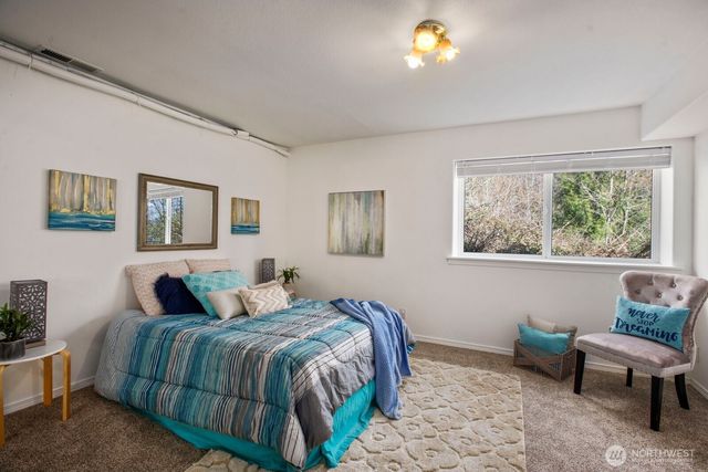 211 Basswood Drive, Silverlake, WA 98645