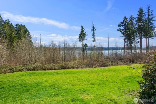 211 Basswood Drive, Silverlake, WA 98645