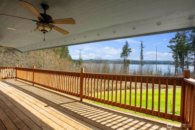 211 Basswood Drive, Silverlake, WA 98645