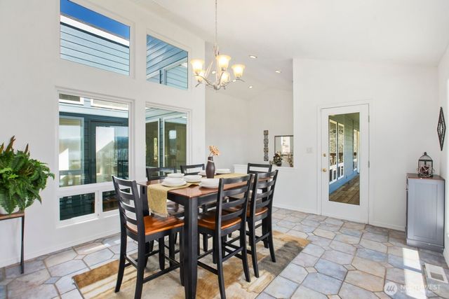 211 Basswood Drive, Silverlake, WA 98645