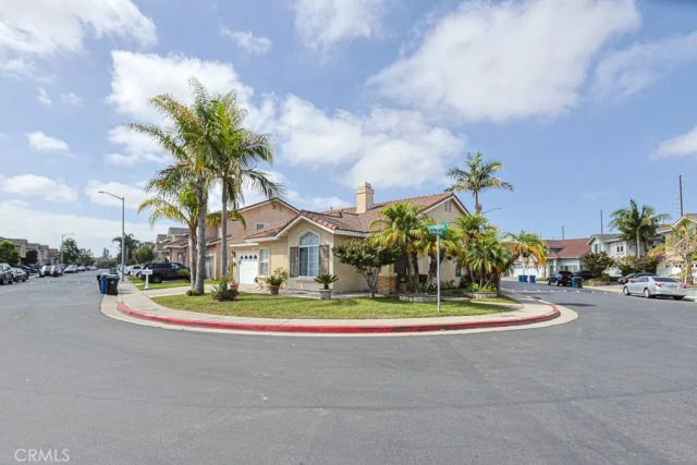 13661 Eastbridge, Westminster, CA 92683