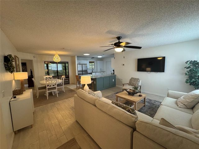 314 JUAREZ WAY, Lady Lake, FL 32159