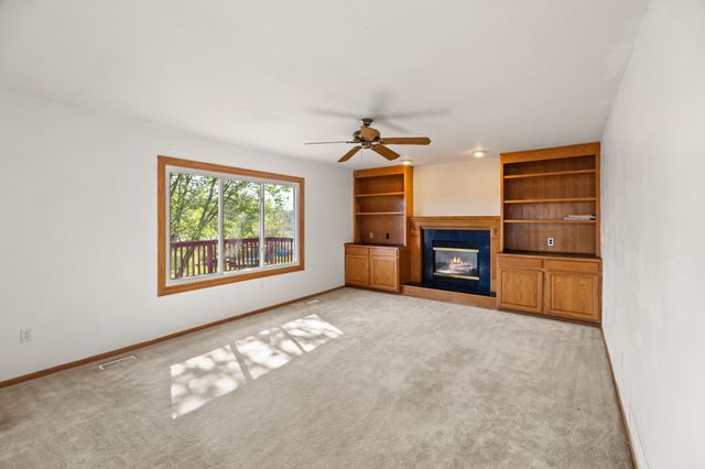 5307 SE 32nd Street, Des Moines, IA 50320