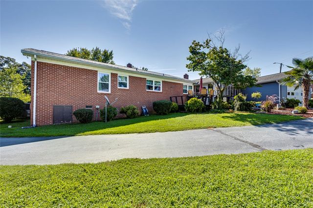 3309 Earls Bridge Road, Easley, SC 29640