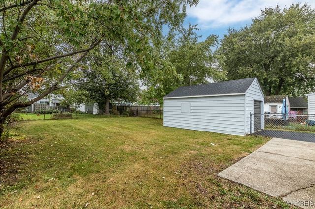 226 Westbrook Drive, Cheektowaga, NY 14225