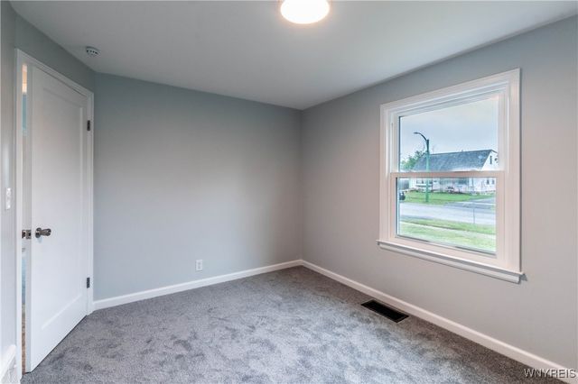 226 Westbrook Drive, Cheektowaga, NY 14225