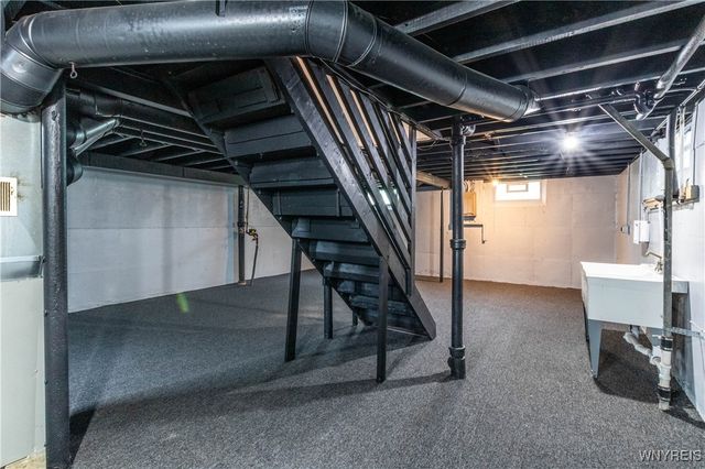 226 Westbrook Drive, Cheektowaga, NY 14225