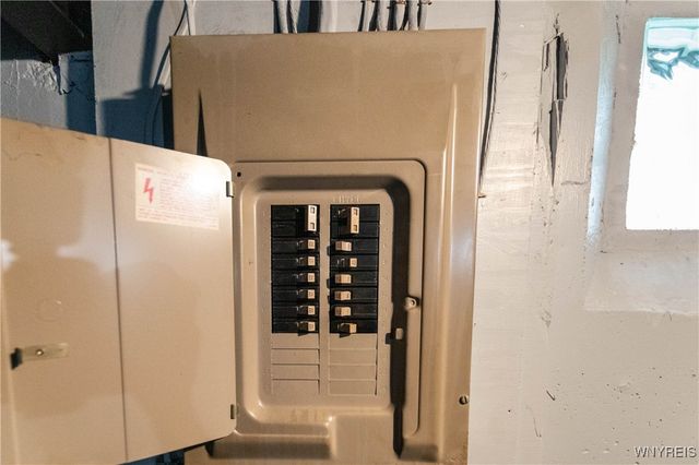 226 Westbrook Drive, Cheektowaga, NY 14225