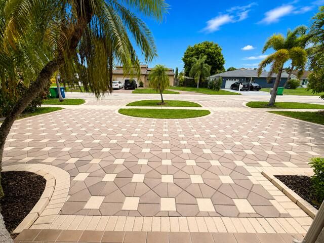 4683 NW 99th Terrace, Sunrise, FL 33351