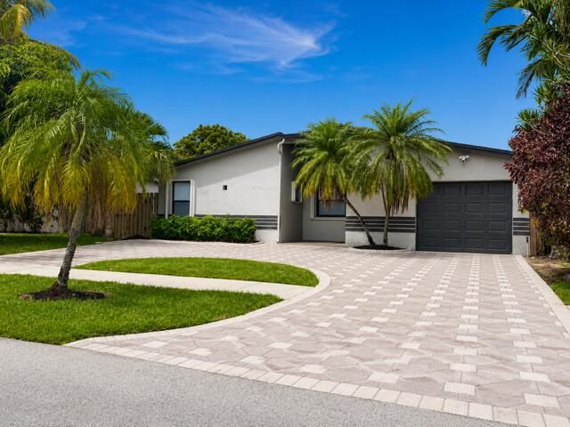 4683 NW 99th Terrace, Sunrise, FL 33351