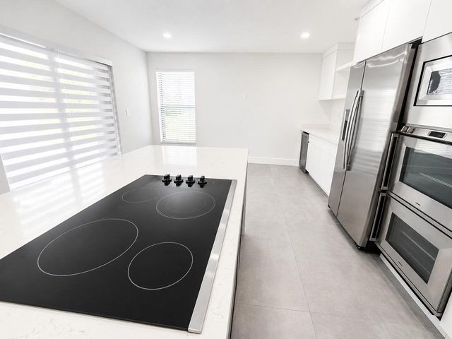 4683 NW 99th Terrace, Sunrise, FL 33351