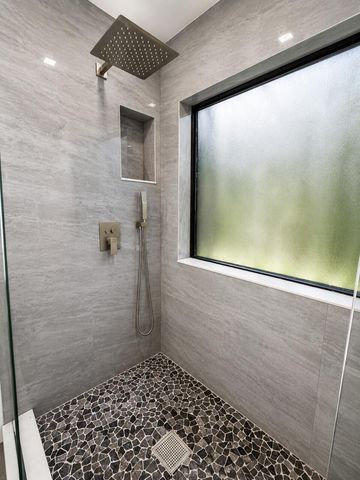 4683 NW 99th Terrace, Sunrise, FL 33351