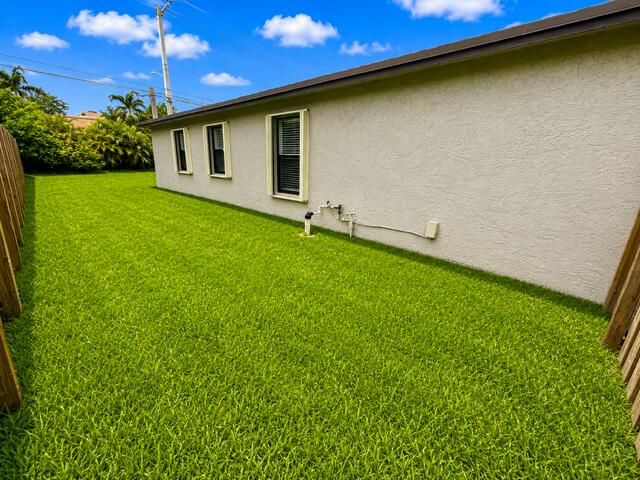 4683 NW 99th Terrace, Sunrise, FL 33351