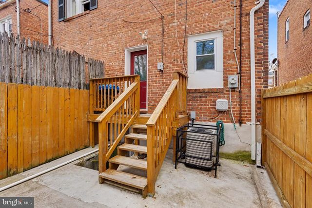 4300 BERGER AVE, Baltimore, MD 21206