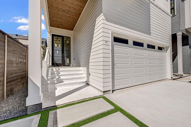 1520 Nicholson Street, Houston, TX 77008