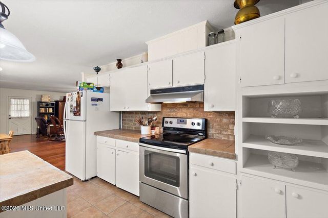 118 Pine Ridge Road, Florence, MS 39073