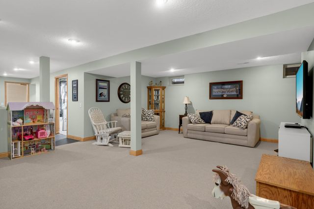 6690 Berkshire Lane N, Maple Grove, MN 55311