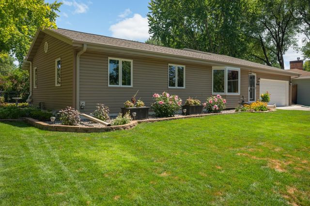 6690 Berkshire Lane N, Maple Grove, MN 55311