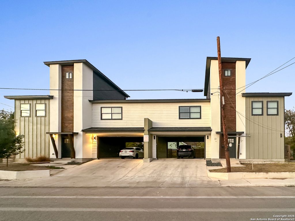 721-723 Iowa 721 723, San Antonio, TX 78203