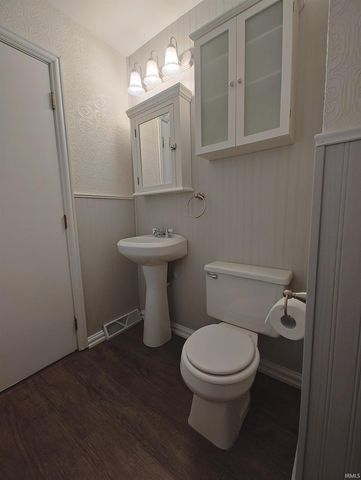 116 Sprunger Drive, Wanatah, IN 46390