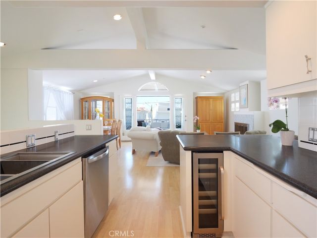 440 Marine Place, Manhattan Beach, CA 90266