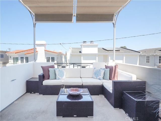 440 Marine Place, Manhattan Beach, CA 90266