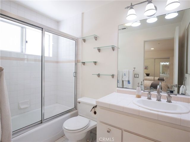 440 Marine Place, Manhattan Beach, CA 90266