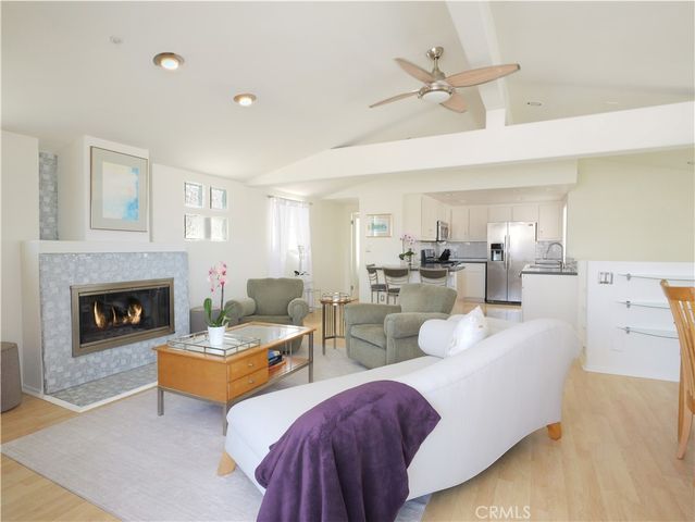 440 Marine Place, Manhattan Beach, CA 90266