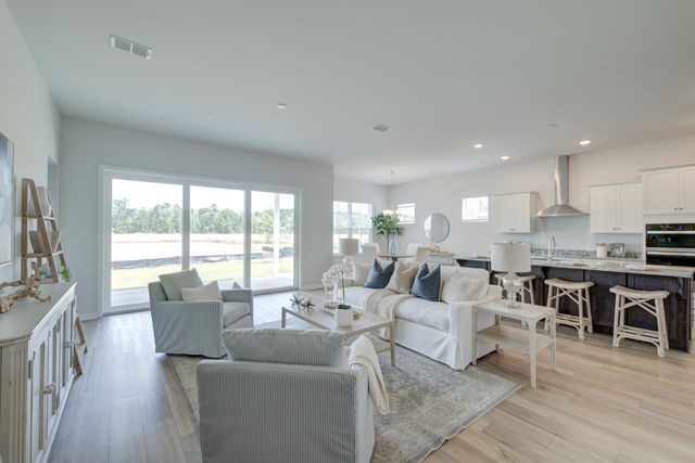 424 Kandinsky Street, Charleston, SC 29492